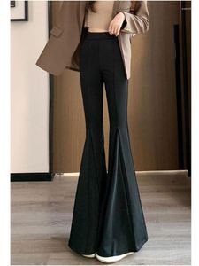 Pantalons Femmes Femmes Printemps Automne 2023 Version coréenne Slim Leggy Hanche Étreignant Taille Haute Big Bell-Bas Fishtail Trendy Hem D4624