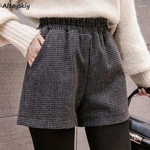 Shorts pour femmes hiver femmes tempérament plaid épaissir chaud dames harajuku basique taille haute élastique doux conçu rue