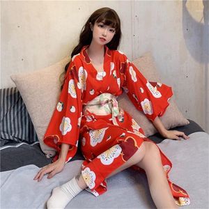 Ropa de dormir para mujer Kimono tradicional japonés Pijamas lindos Vestido suelto Niñas Mujeres Albornoz con rojo brillante Sakura Imprimir Traje Moda