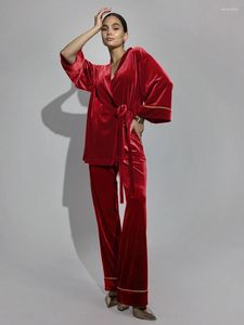 Vêtements de nuit pour femmes Marthaqiqi Chemises de nuit rouges Costume Sexy Col en V à manches longues Vêtements de nuit à lacets Pyjama Pantalon Chaud Dames Nuisette Ensemble