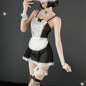 Ropa de dormir para mujer Ropa de mujer Vestido de lencería sexy Vestido de encaje transparente con hombros descubiertos Traje de tirantes Trajes exóticos de mucama negra Cosplay