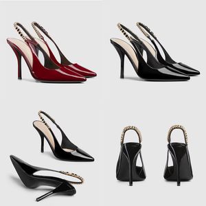 Pumple à fronment pour femmes 8,5 cm de haut talon sandals sandaux de luxe Chaîne de concepteur talons glisse chaussures pointues Toe quotidienne