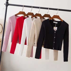 Chandails pour femmes Cardigan femme noir recadré Style coréen pull tricoté à manches longues haut pulls tricot dames femmes manteau printemps Blouses 231124