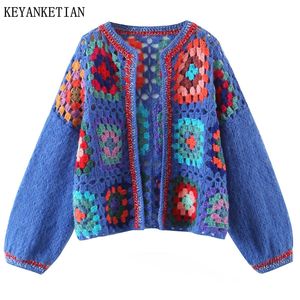Chandails pour femmes Keyanketian automne évidé crochet plaid court tricot cardigan dames tribal ethnique vent à la main épaisse ligne pull doux 230920
