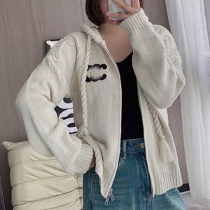 Pulls pour femmes Triumphal Arch Zipper Fried Dough Twists Braid Pull à capuche Manteau en tricot Style paresseux Polyvalent Slim Wool Knit Cardigan Femmes