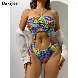 Tie de baño para mujeres Tie Dye Leopardo Impresión de una pieza Swimsuit Hollow Out Halter Women Metal Ring Traje de baño Monokini sin espalda