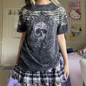 T-shirt femme Skulls Wings Graphic Print Tops Summer Short Sleeve Harajuku Tees 2000s Retro Dark Academia T Shirt Y2K E Girl Mall Goth Clothes 230717