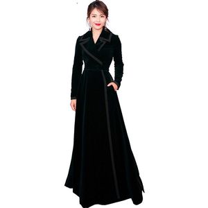 Trench femme 2021 Wrap noir velours Maxi manteau épais chaud longue vêtements d'extérieur hiver piste concepteur femmes Vintage col cranté