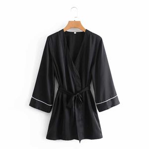 Femmes Satin Robe V-Décolleté Manches Longues Fluide Mini Robe Élégante Mode Lady Chic Femme Robes 210709