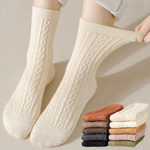 Chaussettes pour femmes 1 paire de chaussettes en laine torsadée couleur unie Warmsport chaussettes à tube moyen doux et confortable tuyau d'extérieur en peluche pour dormir en hiver