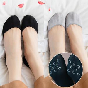 Chaussettes décontractées ultra fines invisibles pour femmes, doublure de mocassins antidérapantes, coupe basse, bateau en coton, noir, Beige, blanc, vente en gros, 2022