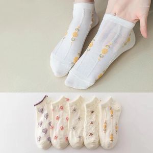 Chaussettes de femmes 5 paires / lot d'été cool fleur de mode courte fleur blanche et chaussette de bateau de style coton respirant