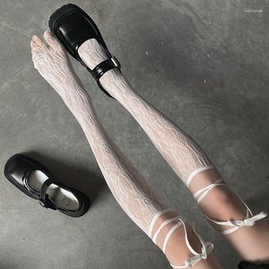 Calcetines de mujer Sexy correas Split Toes dulce japonés Lolita tubo malla medio para niñas estudiante Jk encaje transpirable blanco