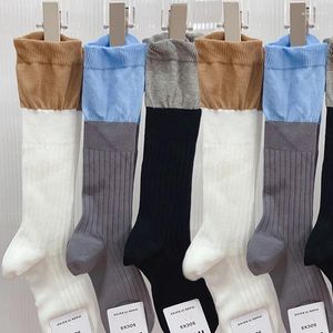 Chaussettes de femmes Couleur féminine Assorminement de tube pile y2k Fin High Top Sock Coton Soft Knee-High Hosiery Femme Japonais Kawaii Stockage