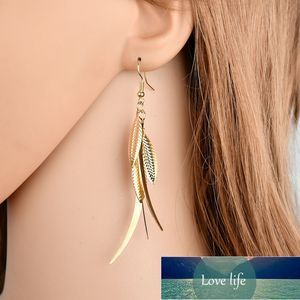 Femmes Top SexeMara SexeMara Alliage Créatif Feuilles Longues Boucles D'oreilles Pour Qualité Mode Bijouterie Vente