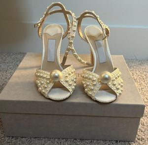 Robe de mariée femme sandale SACORA sandale ornée de perles dentelle florale et perles bride à la cheville bout ouvert design de luxe pompes chaussures faites à la main avec boîte meilleure vente