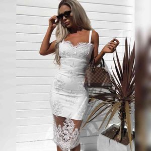 Femmes Blanc Bullcon Robe Midi Nouveautés Dentelle Patchwork Robe Sexy Dress Celebrity Club Night Plan Night Tear 210422