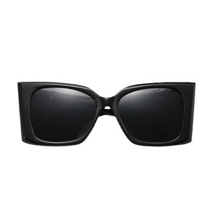 Femmes YLS Designer HD Lentilles en nylon Protection contre les radiations Lunettes tendance Table adaptée à tous les jeunes portent des lunettes de soleil design