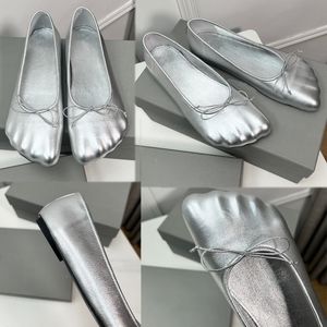 BALLERINE ANATOMIQUE POUR FEMMES EN NOIR 71426 Ballerines plates argentées avec un design unique de moule de pied pour le confort chaussures en cuir de mouton souple de haute qualité Chaussures nues