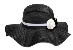 Designer des femmes triangle de triangle chapeau de paille avec une fleur blanche gentleman cap top hat hat de mode casquette en tricot pour hommes