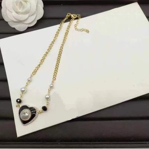 Collier à motif en cuir pour femmes Boutique diamant cristal coeur pendentif collier 925 argent plaqué fille charme perle pendentif collier nouveau romantique amour bijoux