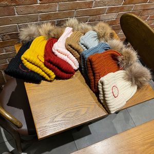 femmes hommes bonnets canada casquettes canadiennes sport accessoires de plein air hiver chaud bonnet en tricot gilet goode