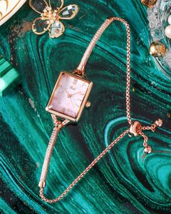Reloj cuadrado pequeño para mujer, pulsera de temperamento de lujo a la moda, reloj resistente al agua con batería de cuarzo