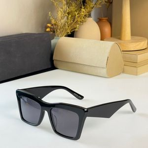 Gafas de sol para mujer para mujer, hombre, gafas de sol, estilo de moda para hombre, protege los ojos, lentes UV400 con caja y estuche aleatorios 4439