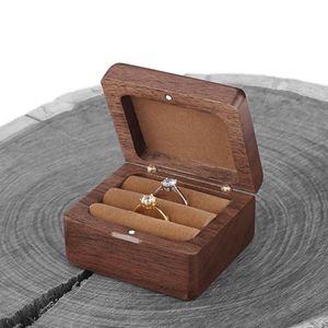 Caja de anillo de madera para pendientes de compromiso de boda Caja de almacenamiento Bandejas Colgante Cajas de almacenamiento de joyería Cubierta de pendiente de nogal negro RRA665