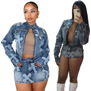 Robes de travail Denim brodé deux pièces ensemble femmes tenues Y2K Streetwear 2024 automne hiver fermeture éclair manches longues veste courte mini jupe