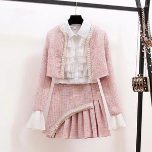 Robes de travail veste à perles de printemps 2 pièces sets Lady Fashion Elegant Slim Coat Skirt Shirt Two Tweed Suit for Women