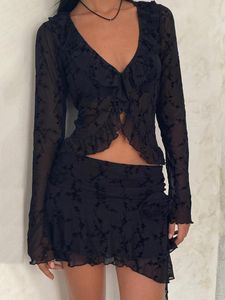 Robes de travail Jupe en deux pièces pour femmes Vol à manches longues Y2K Lace Sheer Crops Tops Bodycon Ruffle Mini Party Clubwear Streetwear