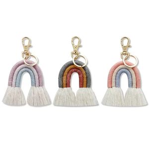 Portachiavi arcobaleno intrecciato Anelli per donna Ciondolo fatto a mano bohémien Nappa etnica Portachiavi Portachiavi Macrame Borsa Catene con ciondoli Decorazione auto Gioielli appesi Regali