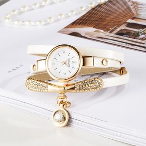 Muñecos de pulsera 2021 Pulsera de mujeres Matretería Mujer dial de círculo completo Relojes de muñeca analógica de cuarzo Damas Relogio Feminino