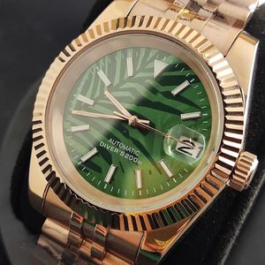 Relojes de pulsera 36 mm 40 mm Amantes de los hombres de las mujeres Reloj NH35 Movimiento Dial personalizado Hoja de cristal de zafiro Textura Logo Relojes de oro rosa