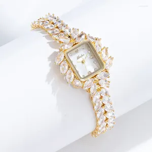 Montre-bracelets Bling Iced Out CZ Stone Quartz Watch for Women Hip Hop Women's Watches Fashion Ladies Wristwatch Gold Elegante