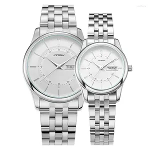 Relojes de pulsera Reloj de cuarzo de negocios Pareja Reemplazo de banda de acero para hombres y mujeres 9832