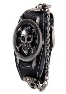 Montre-bracelets Copper Unique Skull Quartz Punk Montres Punk Luxury Metal Rivet Watch Tide Head Tive Pin Boucle1727664