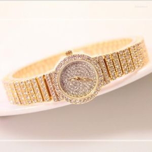 Wallwatches Check Diamond Watch for Women Luxury Luxury Gold Brand Minimalista Analógico Movt Femenino único helado