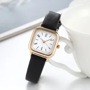 Montre-bracelettes mode 2024 Luxury Women Bracelet Quartz Montres pour la montre-bracelet Pu Leather Watch Lady Sports Robe Clock Gift
