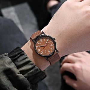 Montre-bracelets Fashion Mens Luxury Brand Fashion Quartz Luminen Hand Watch Large Dial H240504