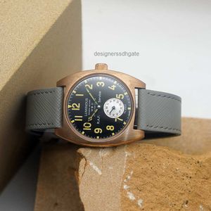 Montre-bracelets Regarder New Sceinn W10 WW2 Bronze rétro Luminal Casual Manual Watch Watch Steel Watch Military Watch Vintage Turtle Case