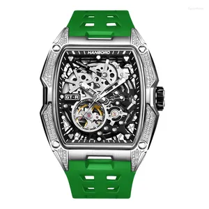 Relojes de pulsera Hanboro Hombres Reloj automático 52 mm Reloj de pulsera mecánico de lujo Luminoso Tonneau Crystal Bisel Hollow Out Dial