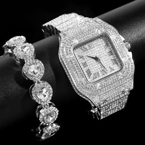 Montres-bracelets Hip Hop Bling Iced Out Montre Bracelet Pour Femmes Coeur Cristal Clustered Tennis Chaîne Hommes Miami Bijoux GiftWristwatches