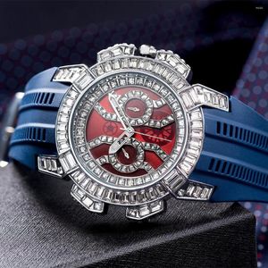 Relojes de pulsera Reloj de cuarzo de diamante de lujo Personalidad del mercado Dial grande Correa de goma Impermeable Gota de esqueleto para hombres