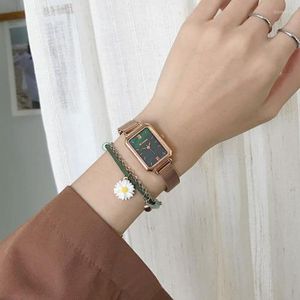 Montres-bracelets de luxe or argent rose en acier inoxydable montre-bracelet à quartz pour femmes dames filles