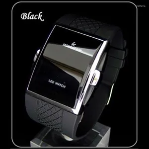 Muñecos de pulsera Men Sport Watches Digital Digital Rectangle White Man LED Fitness Reloj Silicona Correa para hombres Relogio Relogio Masculino