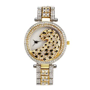 Relojes de pulsera Reloj de mujer de lujo Color de astilla Glamoroso Movimiento de cuarzo de tres manos con bisel de leopardo de diamante Reloj impermeable