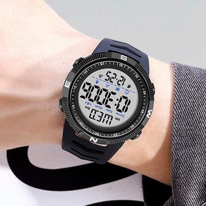 Relojes de pulsera SANDA Marca Digital Hombres Relojes Reloj despertador multifunción Chrono 5bar Reloj impermeable Reloj Hombre Drop