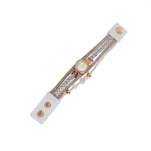 Relojes de pulsera Reloj tejido para mujer Pulsera con personalidad de moda Perla con incrustaciones de diamantes Multicapa (blanco)